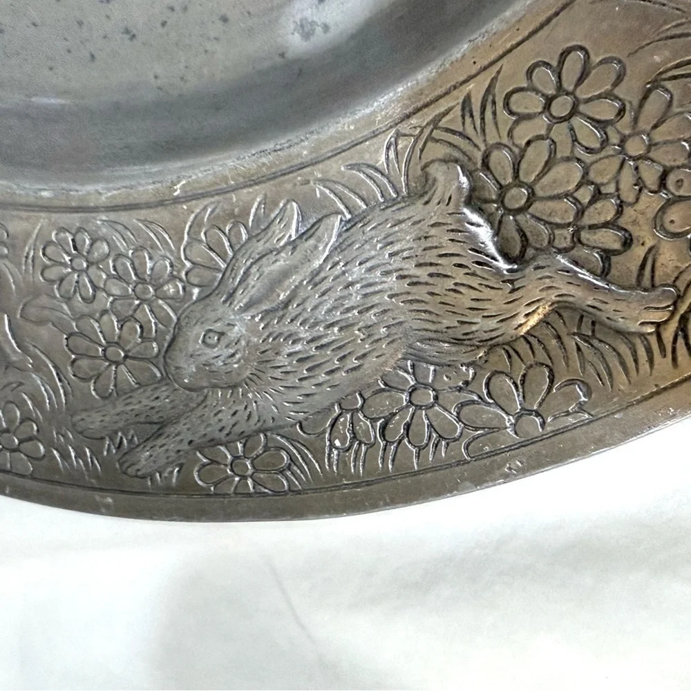 VTG Arthur Court 1980 14” Round Serving Tray/Platter/Charger w/Rabbits & Bunnies